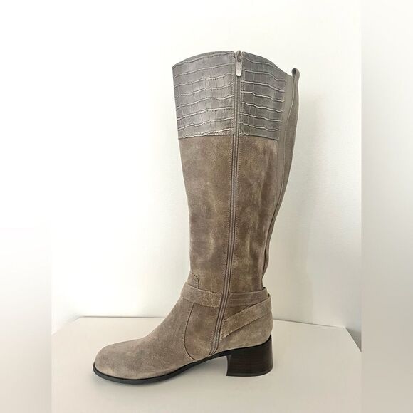 Marc Fisher Wide Calf Croc Embossed Knee High Side Zip Suede Boots Taupe 9, NWOB - Picture 5 of 12